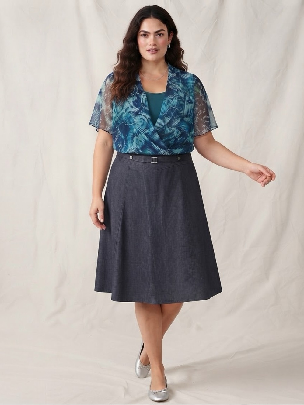 Appraisal Plus Dark Wash Denim A-Line Skirt with Buckle Detail Size 18W